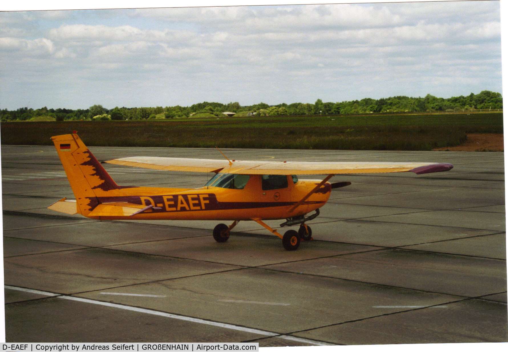 D-EAEF, Cessna 152 C/N 152-85296, Großenhain 2002