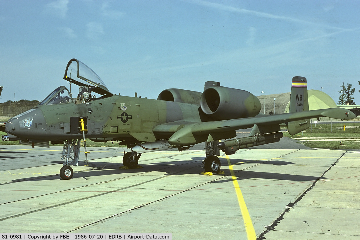 81-0981, 1981 Fairchild Republic A-10A Thunderbolt II C/N A10-0676, 81st TFW boss bird at Bitburg