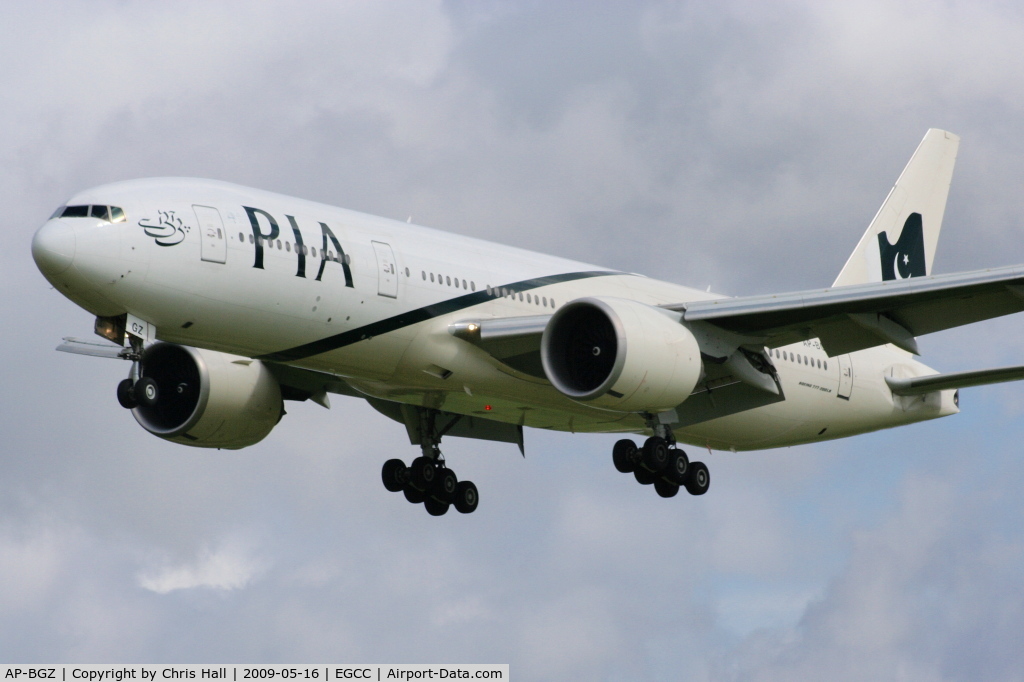 AP-BGZ, 2005 Boeing 777-240/LR C/N 33782, PIA