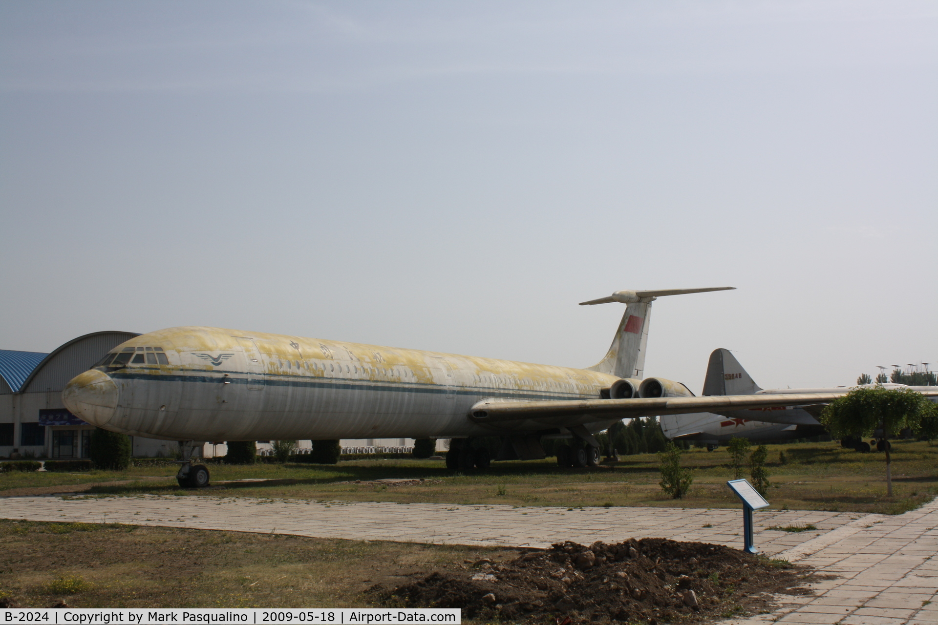 B-2024, Ilyushin IL-62 C/N 11101, IL-62  Located at Datangshan, China