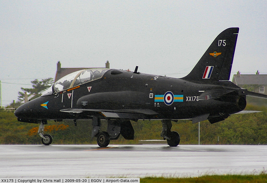 XX175, 1977 Hawker Siddeley Hawk T.1 C/N 022/312022, RAF No 4 FTS/208(R) Sqn