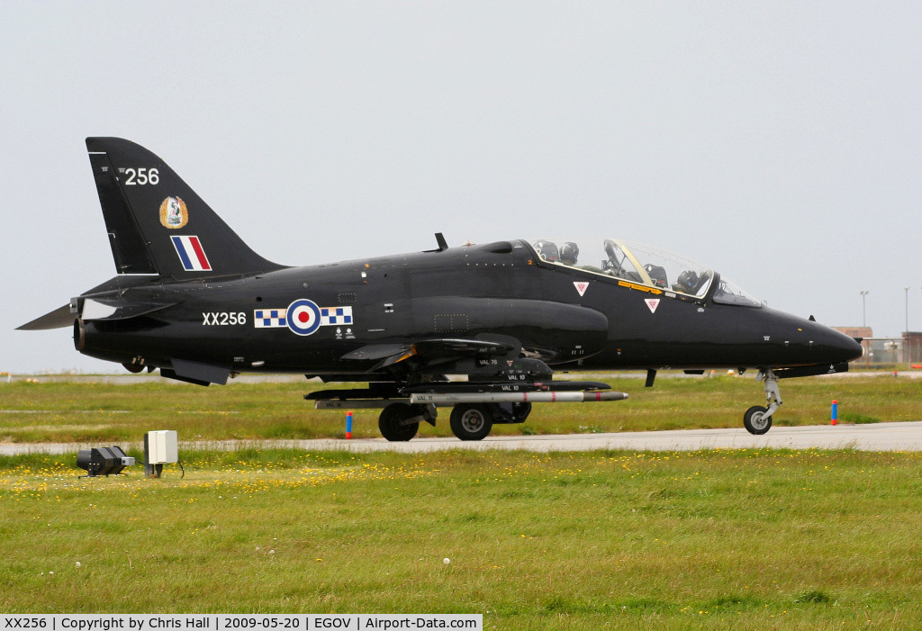 XX256, 1978 Hawker Siddeley Hawk T.1A C/N 092/312092, RAF No 4 FTS/208(R) Sqn