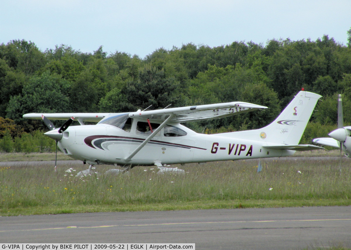 G-VIPA, 2000 Cessna 182S Skylane C/N 18280720, PAPA ALPHA IN THE VISITING A/C PARK