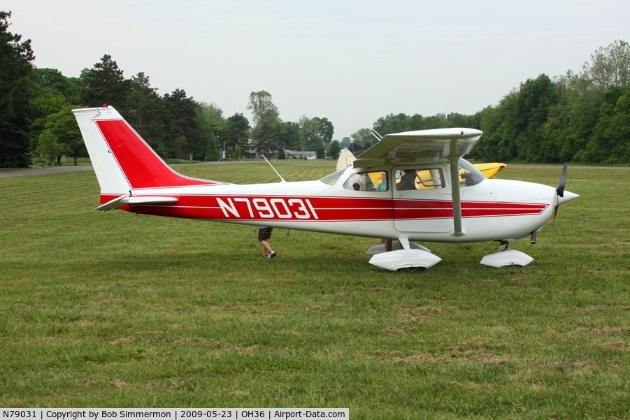N79031, 1968 Cessna 172K Skyhawk C/N 17257826, Riverside breakfast fly-in at Zanesville, Ohio