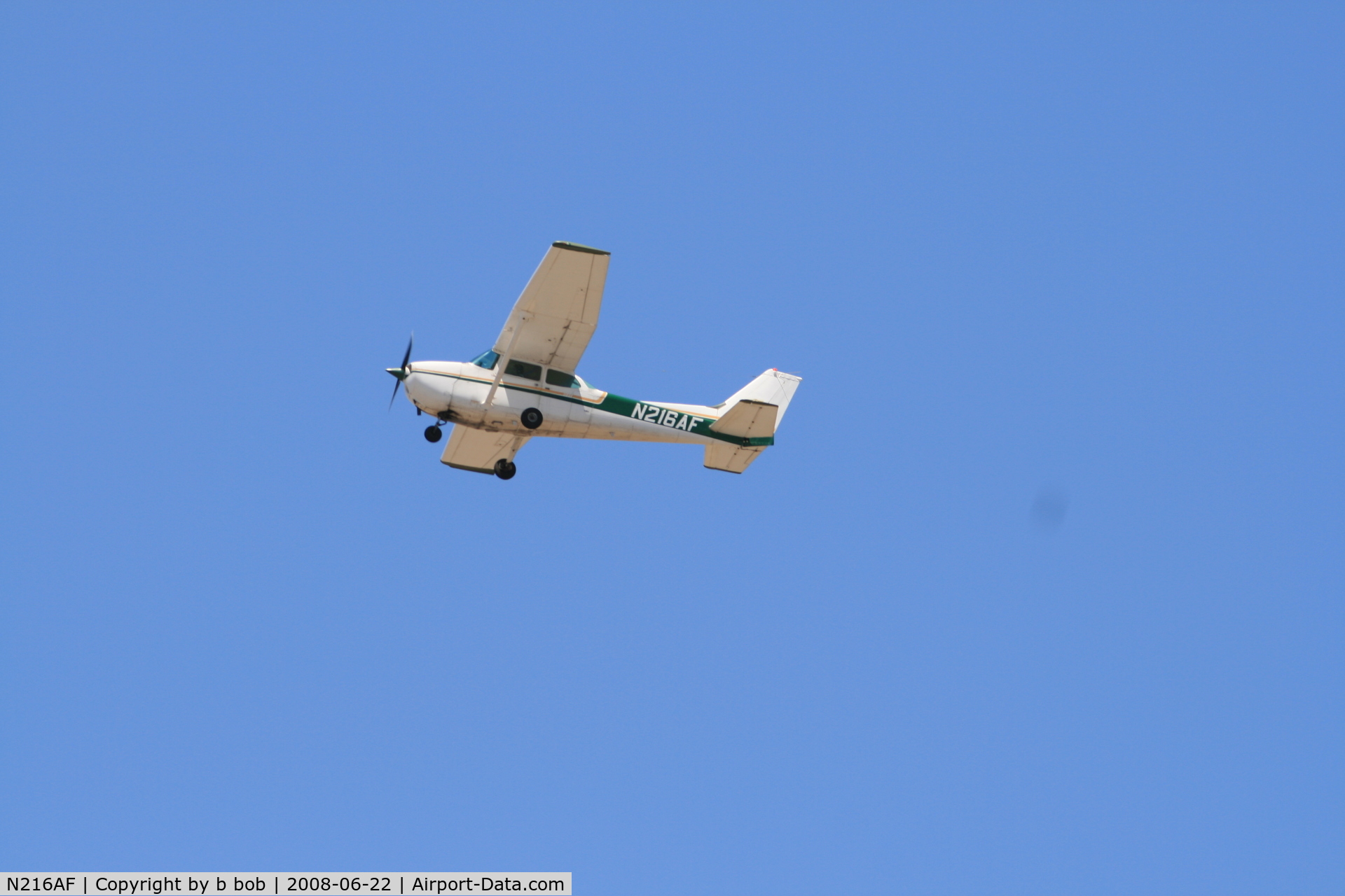 N216AF, 1980 Cessna 172P C/N 17274165, up up and away