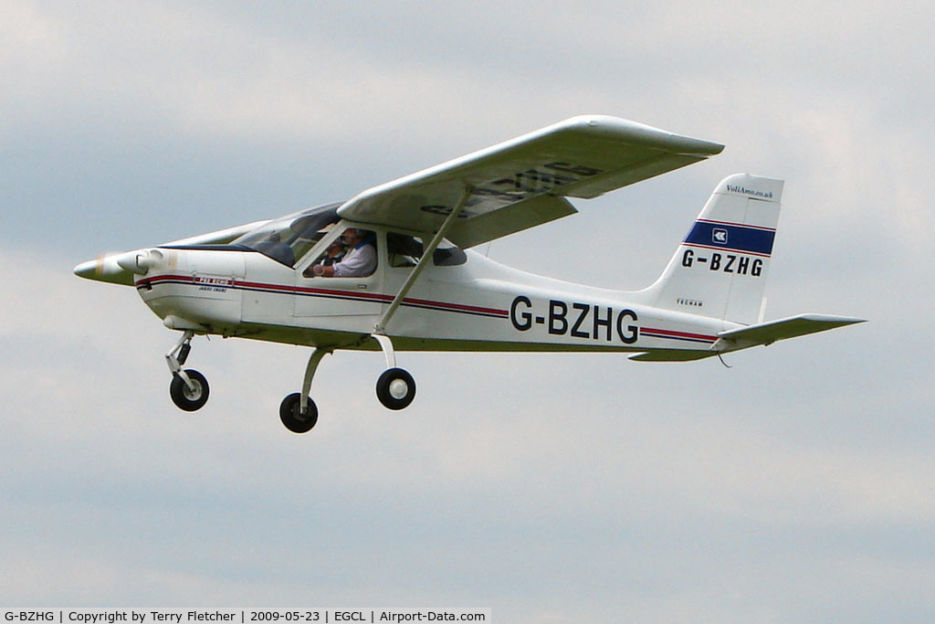 G-BZHG, 2000 Tecnam P-92EM Echo C/N PFA 318-13606, Tecnam Echo at 2009 May Fly-in at Fenland