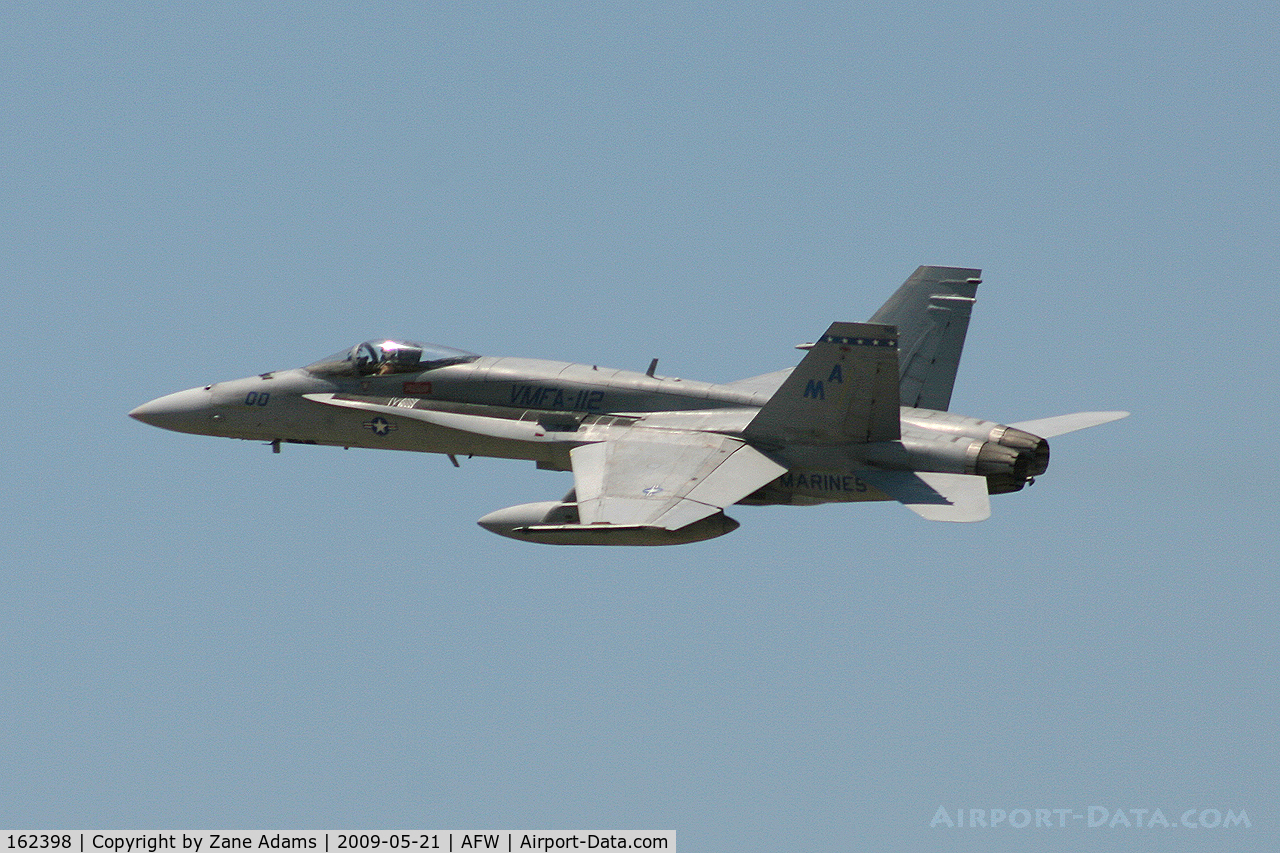 162398, McDonnell Douglas F/A-18A+ Hornet C/N 223/A177, Departing Alliance, Fort Worth