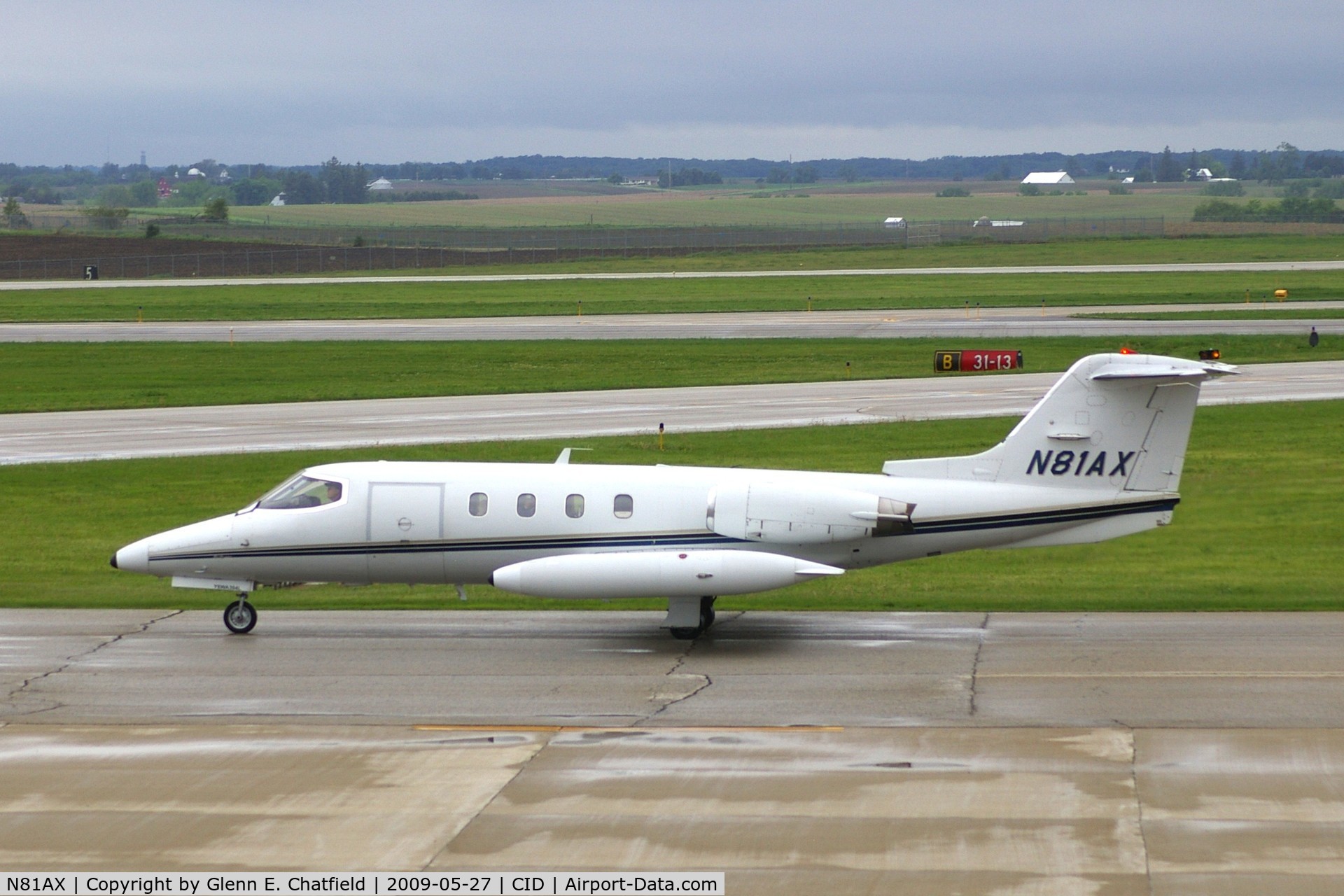N81AX, 1979 Gates Learjet 25D C/N 279, Lifeguard 81AX taxiing from Landmark to runway 27