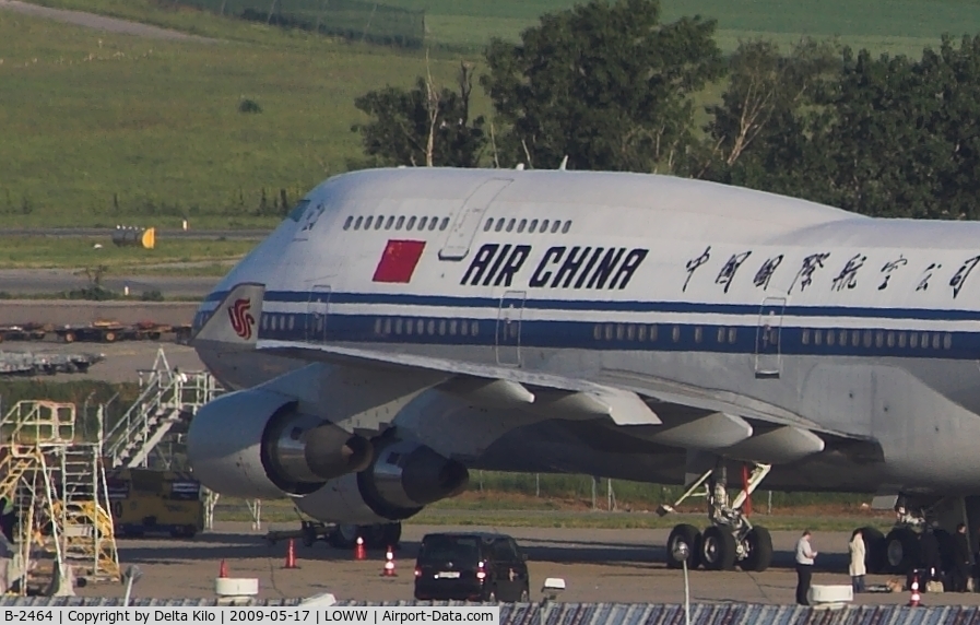 B-2464, 1992 Boeing 747-4J6 C/N 25879, CHINA