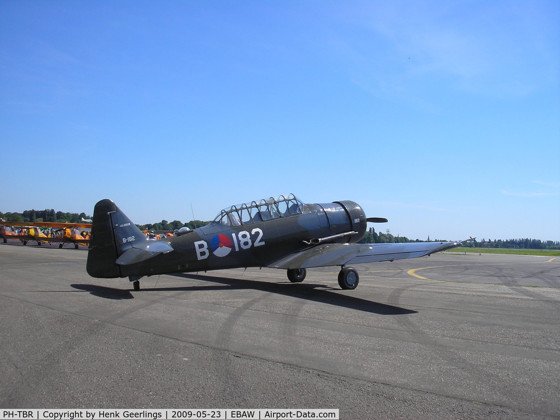 PH-TBR, 1943 Noorduyn AT-16 Harvard IIB C/N 14A-808, Visitor Stampe Fly In , Deurne