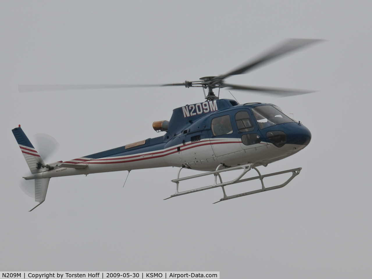 N209M, 2005 Eurocopter AS-350B-3 Ecureuil Ecureuil C/N 3981, N209M departing from RWY 03