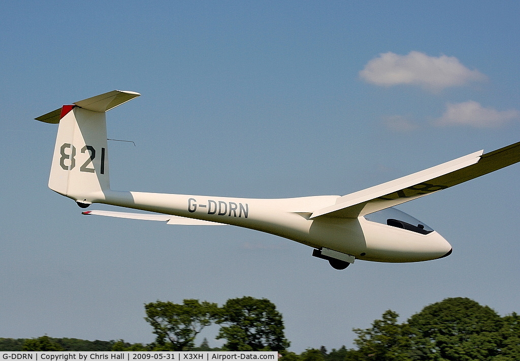 G-DDRN, 1977 Glasflugel 303 Mosquito C/N 82, Hoar Cross Airfield, home of the Needwood Forest Gliding Club