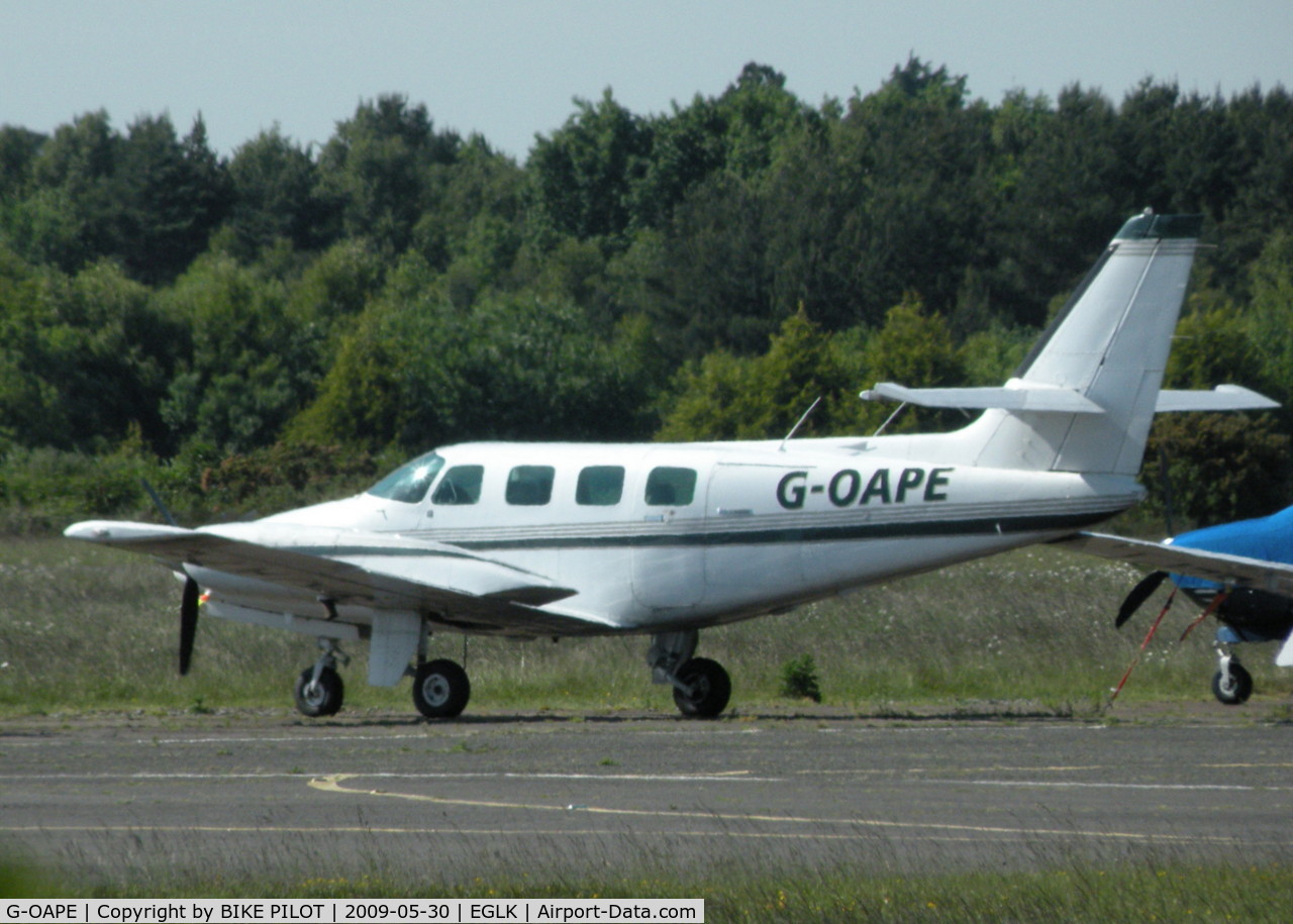 G-OAPE, 1983 Cessna T303 Crusader C/N T303-00245, VISITING CRUSADER