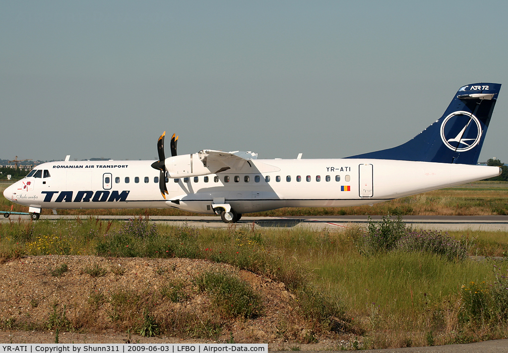 YR-ATI, 2009 ATR 72-212A C/N 867, Push back from cleaning area... To be delivered from ATR in the next days...