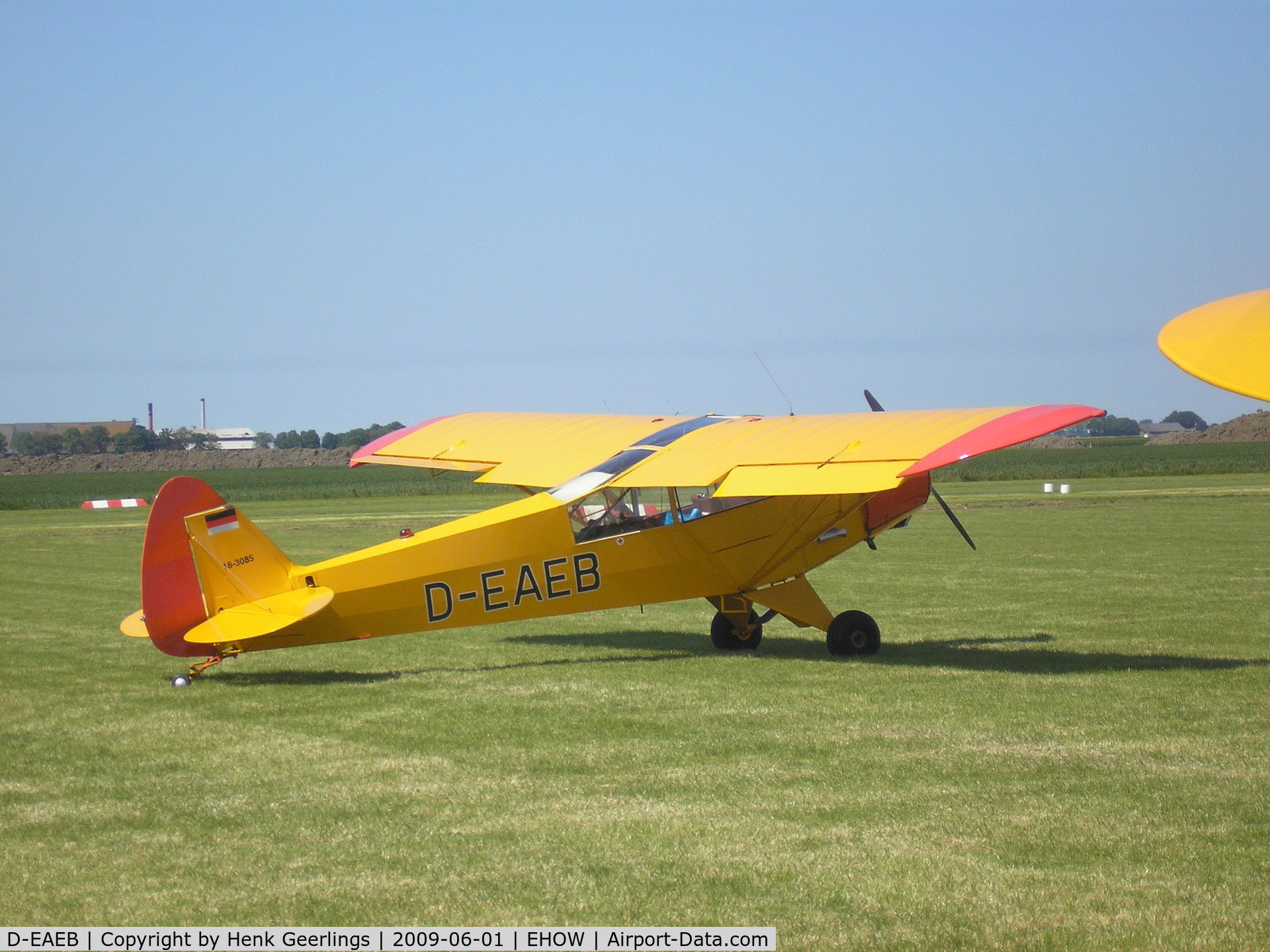 D-EAEB, 1971 Piper PA-18-95 Super Cub Super Cub C/N 18-3085, Oostwold  Airport  Airshow june 2009