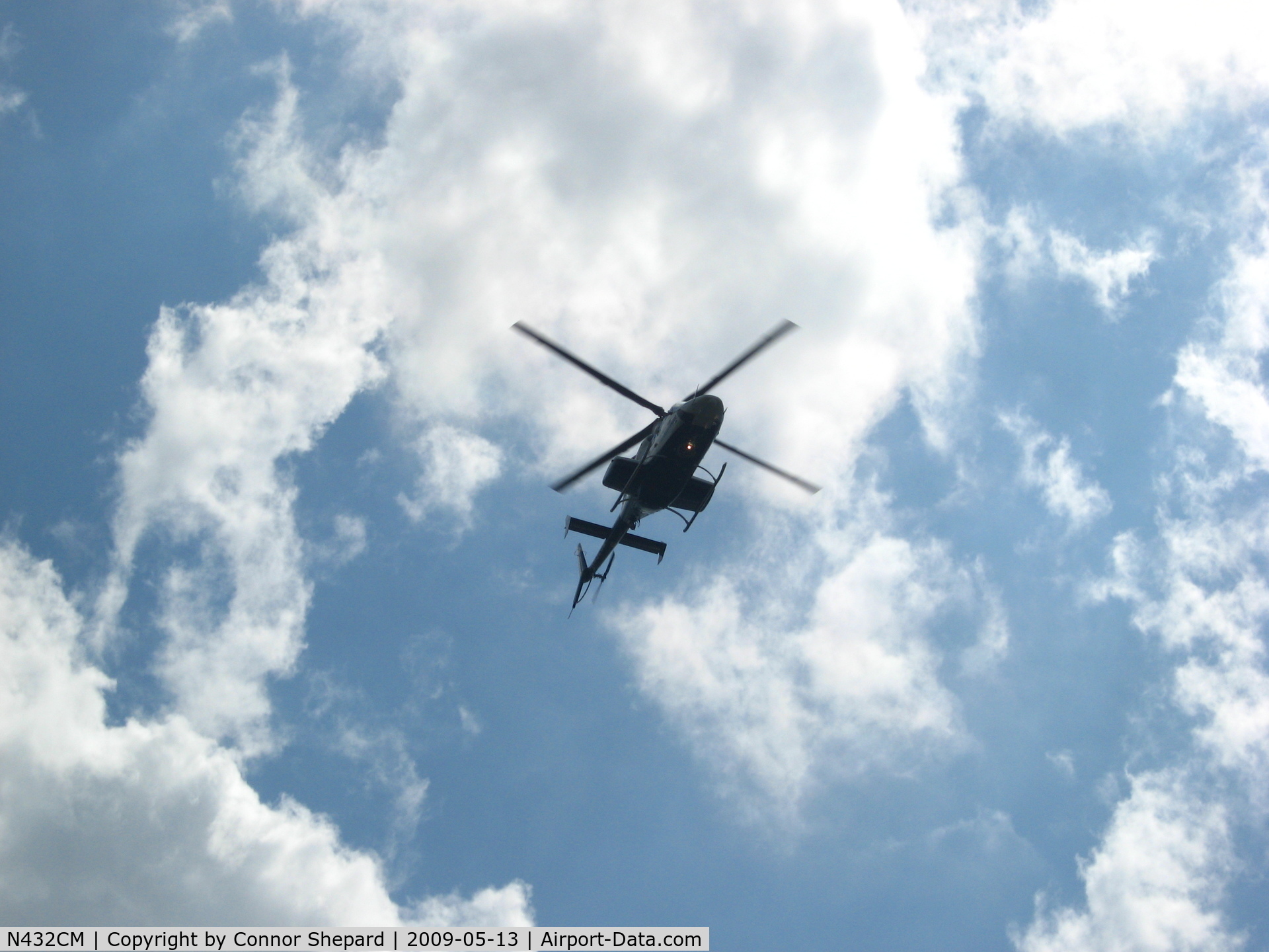 N432CM, 2002 Bell 430 C/N 49092, Climbing out