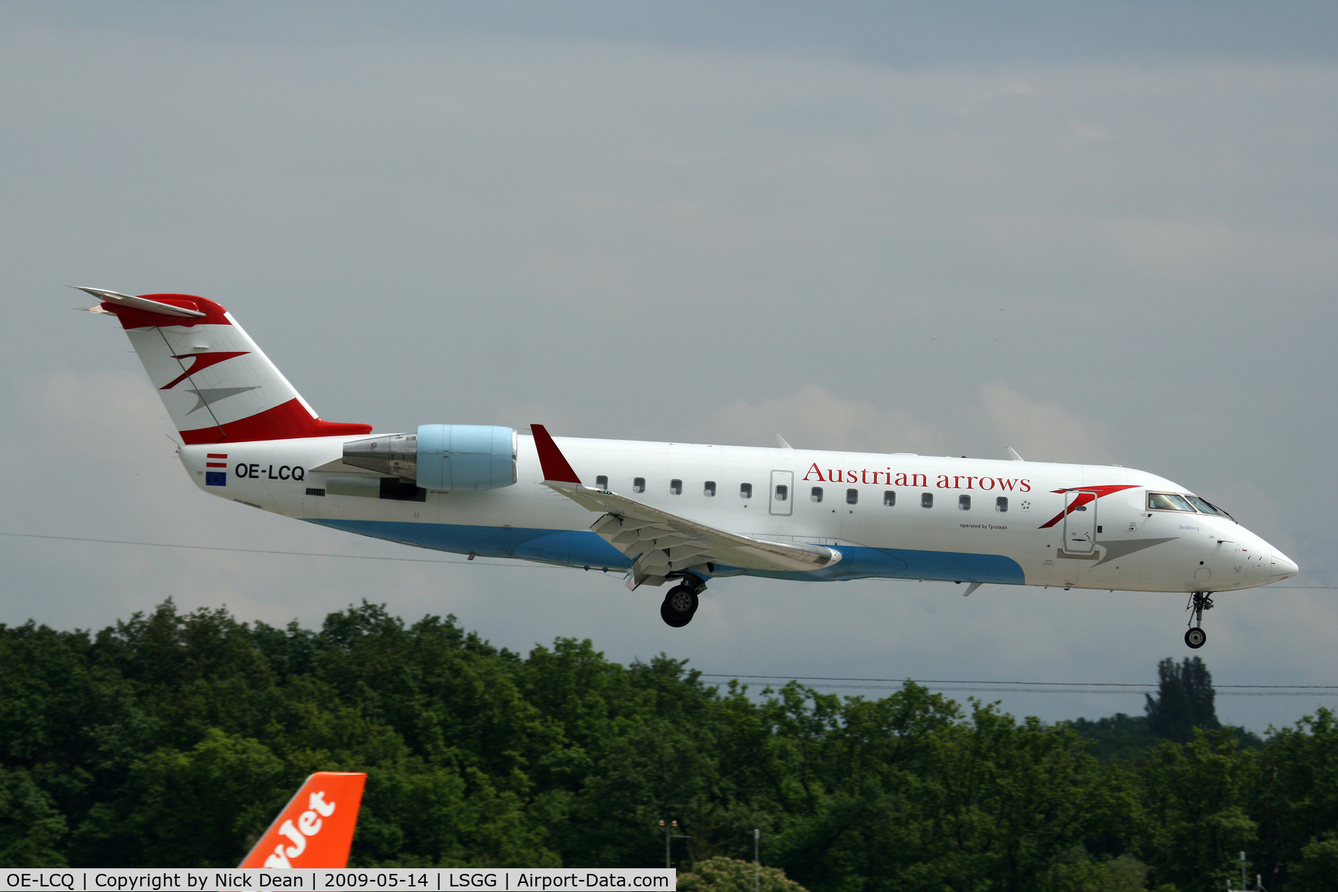 OE-LCQ, 2002 Canadair CRJ-200LR (CL-600-2B19) C/N 7605, LSGG