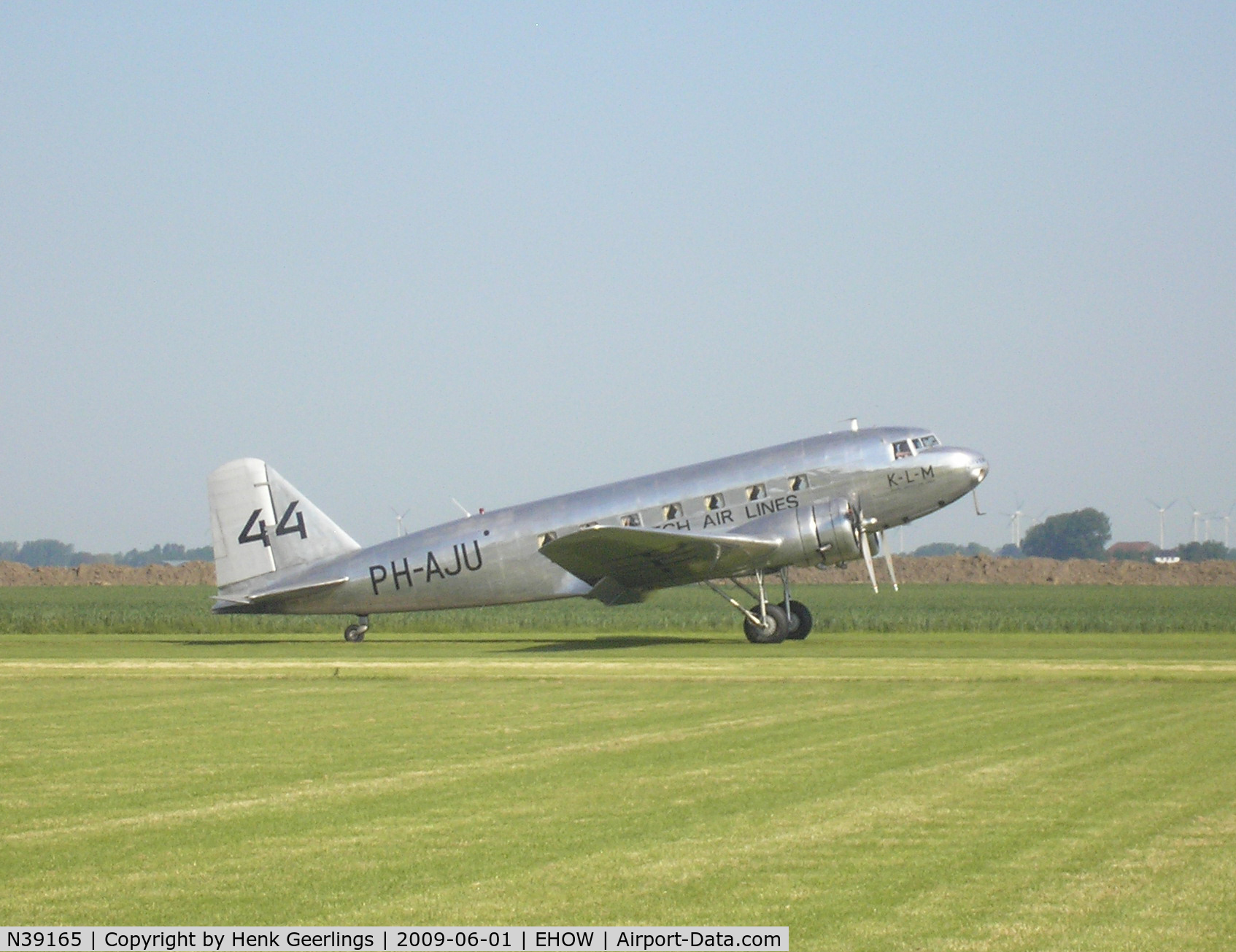 N39165, 1935 Douglas R2D-1 (DC-2) C/N 1404, Oostwold  Airport  Airshow june 2009