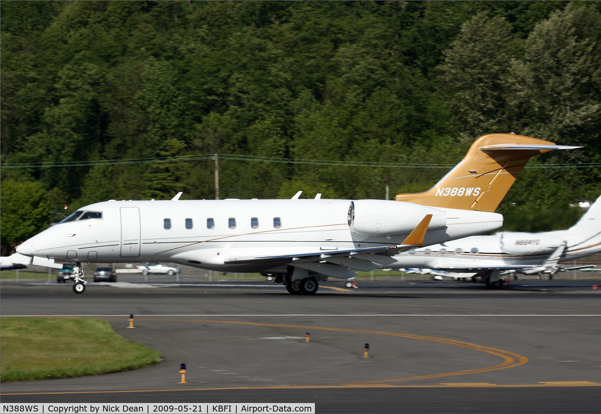 N388WS, 2006 Bombardier Challenger 300 (BD-100-1A10) C/N 20108, KBFI