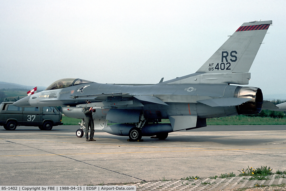 85-1402, 1987 General Dynamics F-16C Fighting Falcon C/N 5C-182, 86th TFW F-16C at Fliegerhorst Pferdsfeld