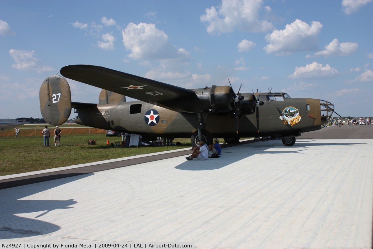 N24927, 1940 Consolidated Vultee RLB30 (B-24) C/N 18, B-24 Ol 927