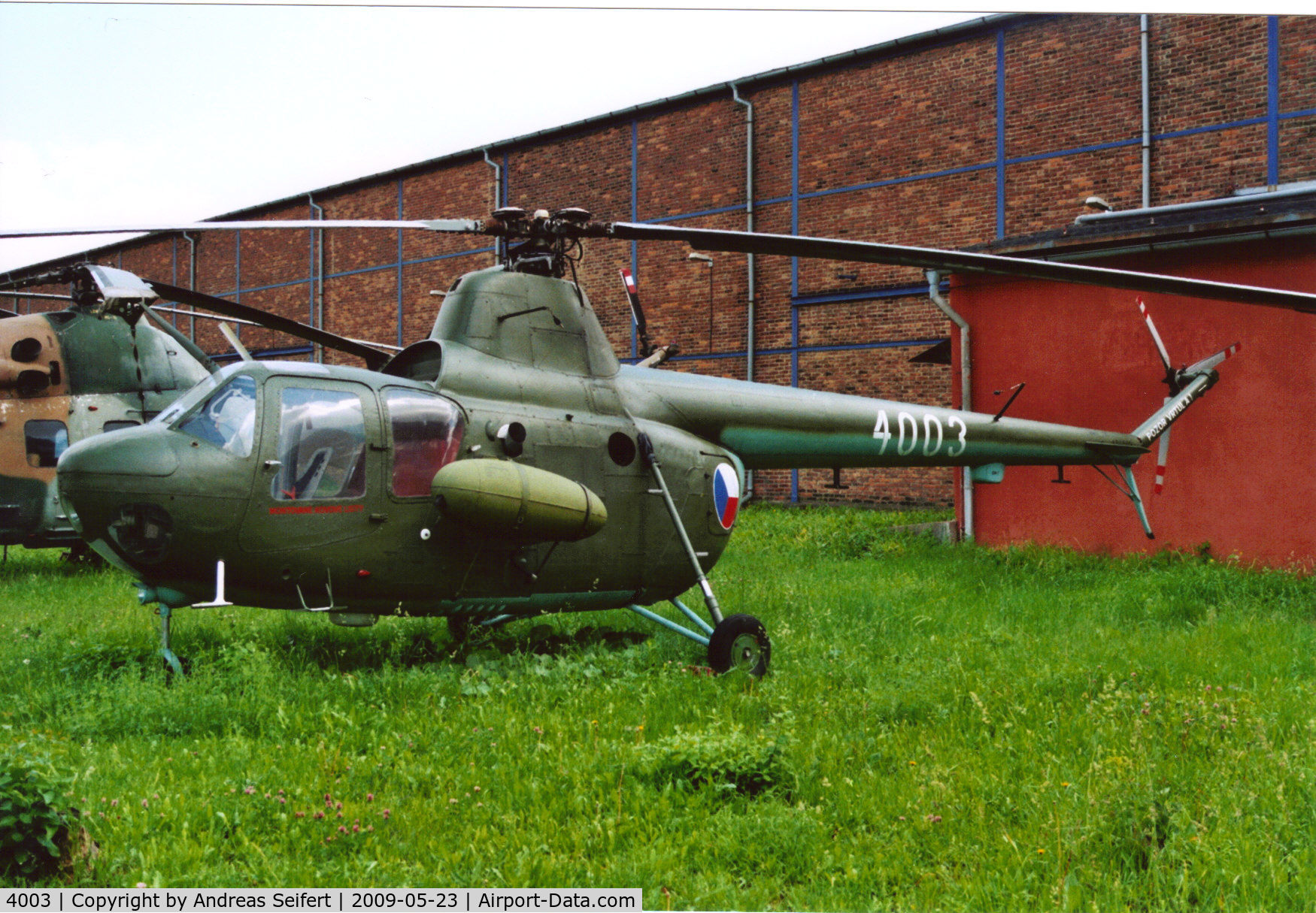 4003, Mil MI-1Wb C/N 404003, Museum Prag-Kbley 23.5.2009