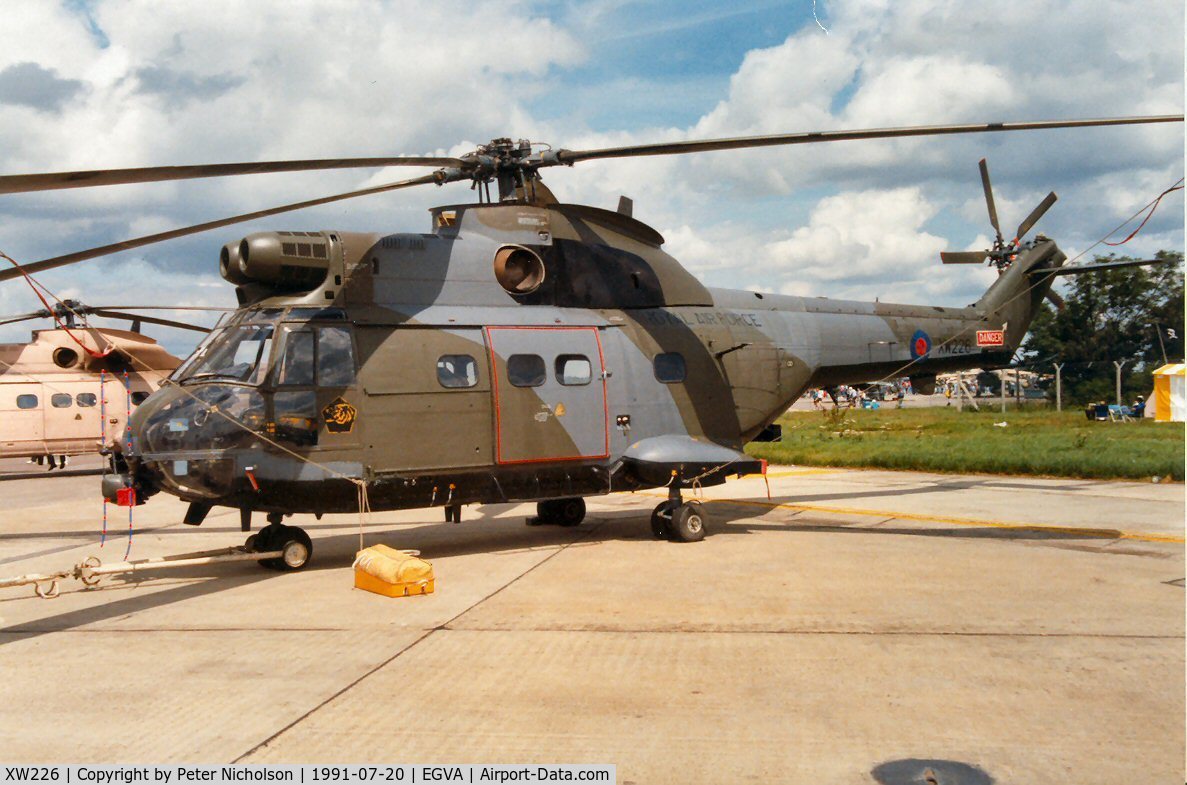 XW226, 1972 Westland Puma HC.1 C/N 1175, Puma HC.1 of 230 Squadron at the 1991 Intnl Air Tattoo at RAF Fairford.