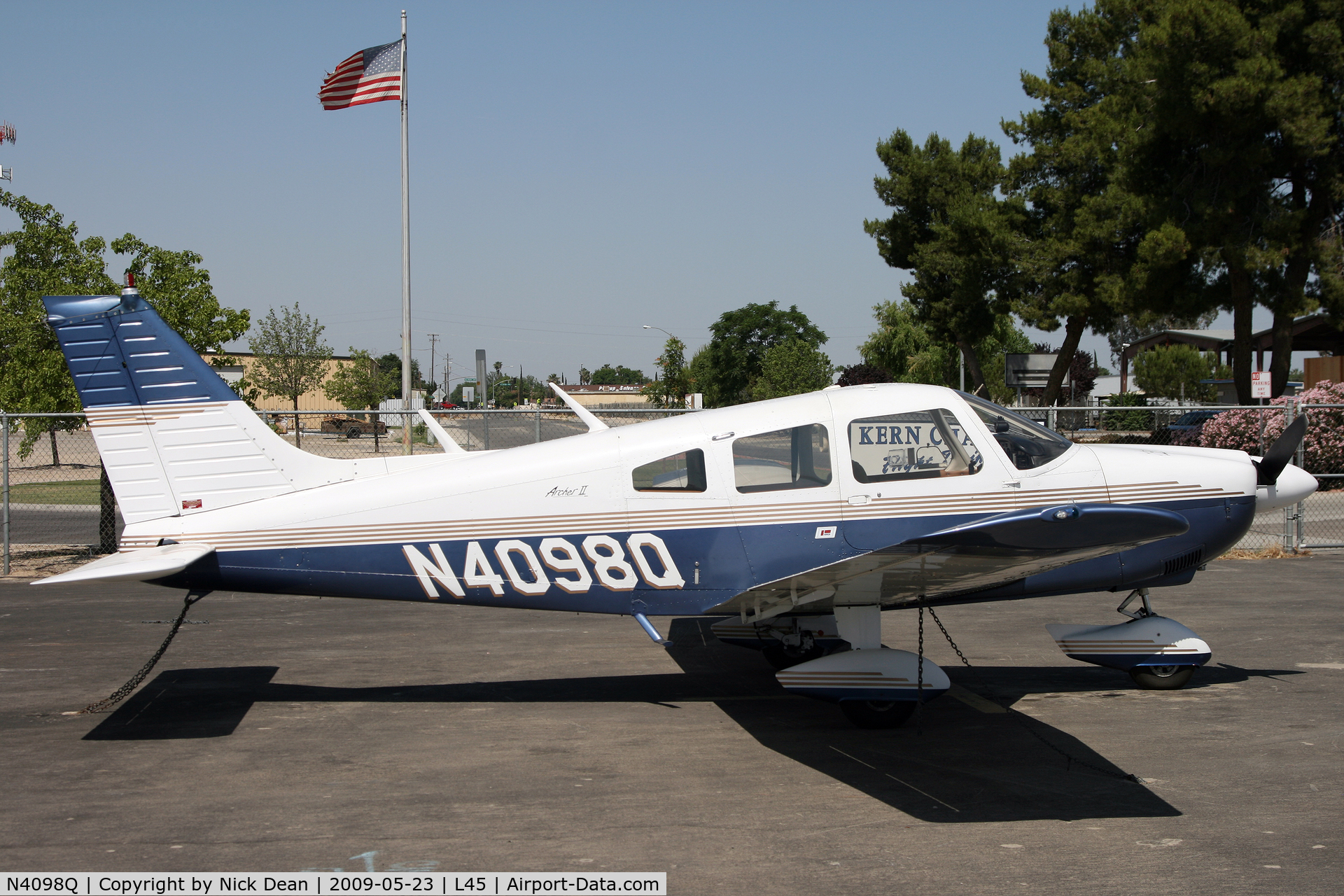 N4098Q, Piper PA-28-181 C/N 28-7790471, L45