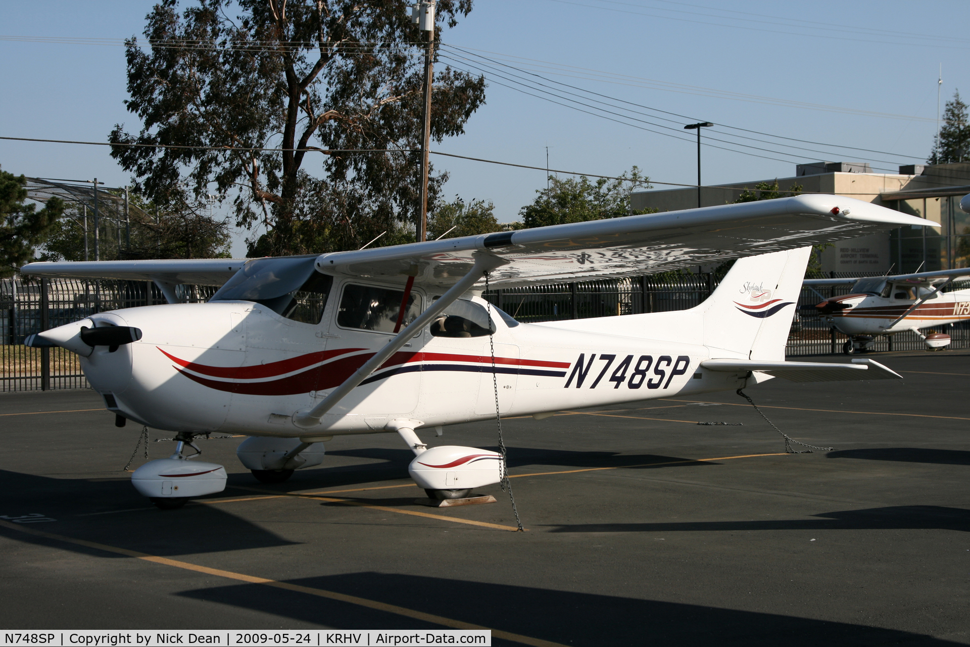 N748SP, 2000 Cessna 172S C/N 172S8682, KRHV