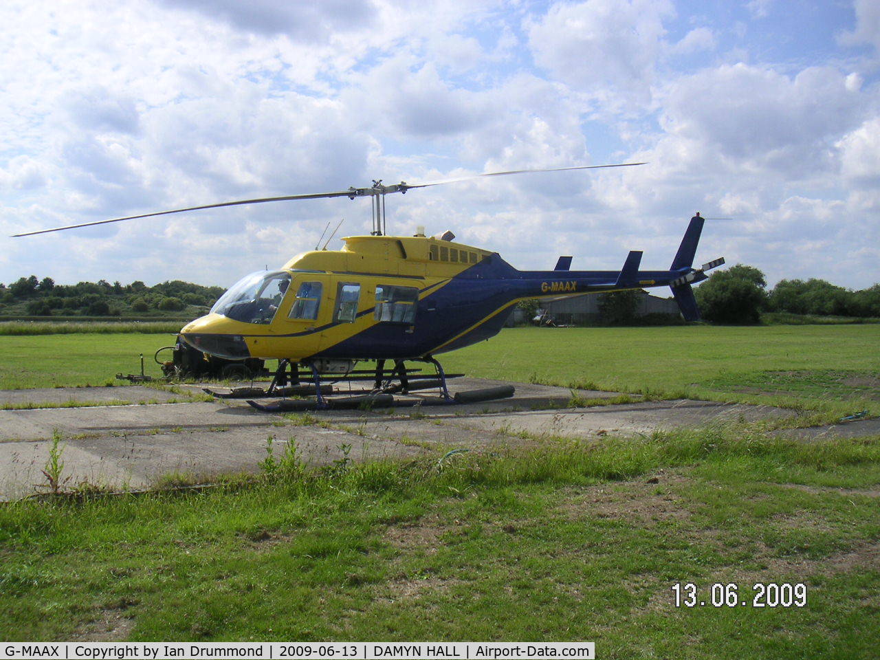 G-MAAX, 1979 Bell 206L-1 LongRanger II C/N 45232, Post flight pic.