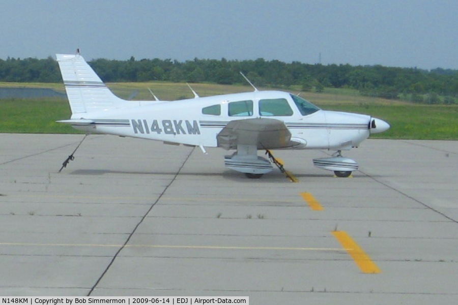 N148KM, 1979 Piper PA-28-181 C/N 28-7990342, On the ramp at Bellefontaine, Ohio