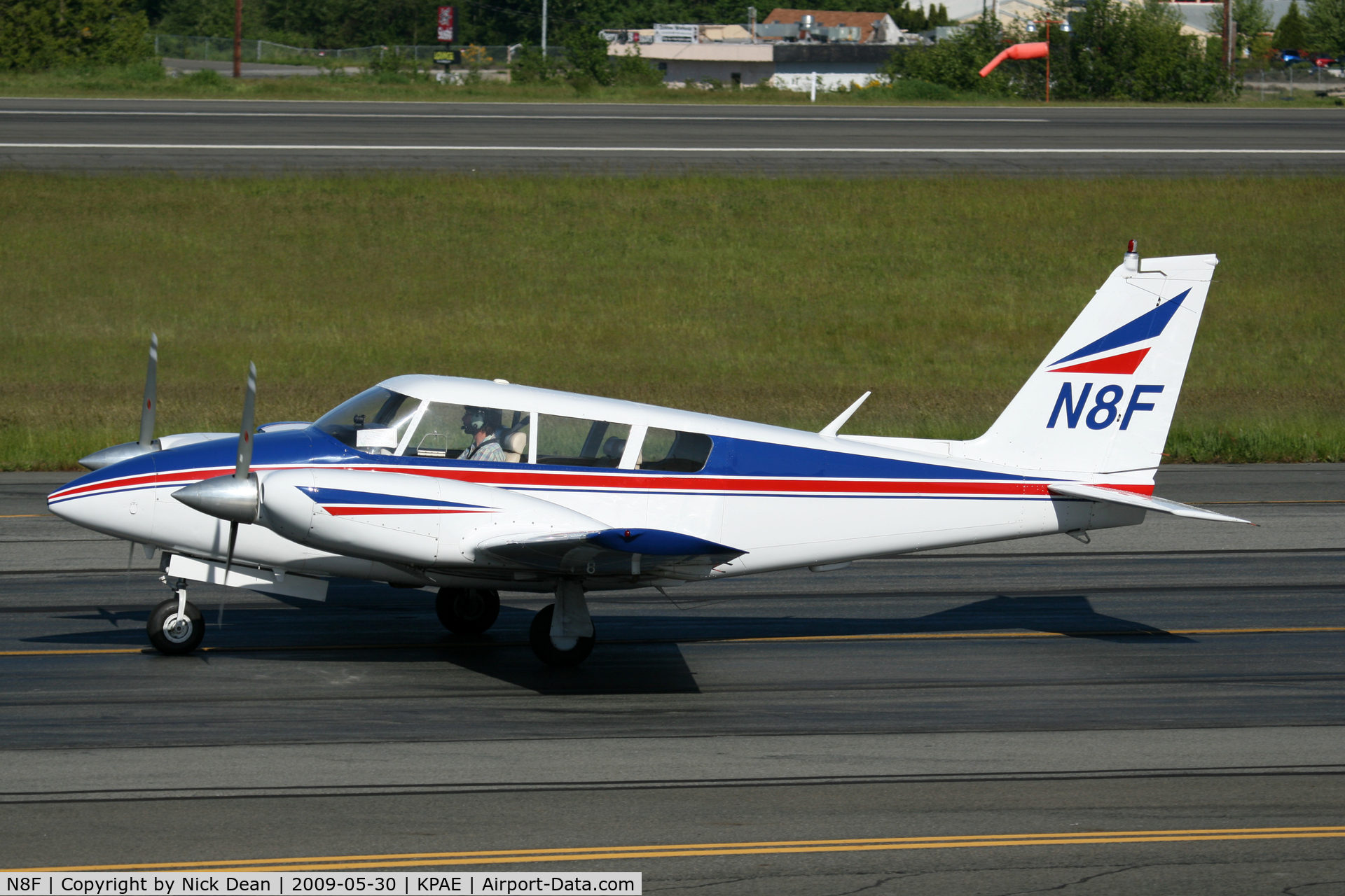 N8F, 1966 Piper PA-30-160 Twin Comanche Twin Comanche C/N 30-1312, KPAE