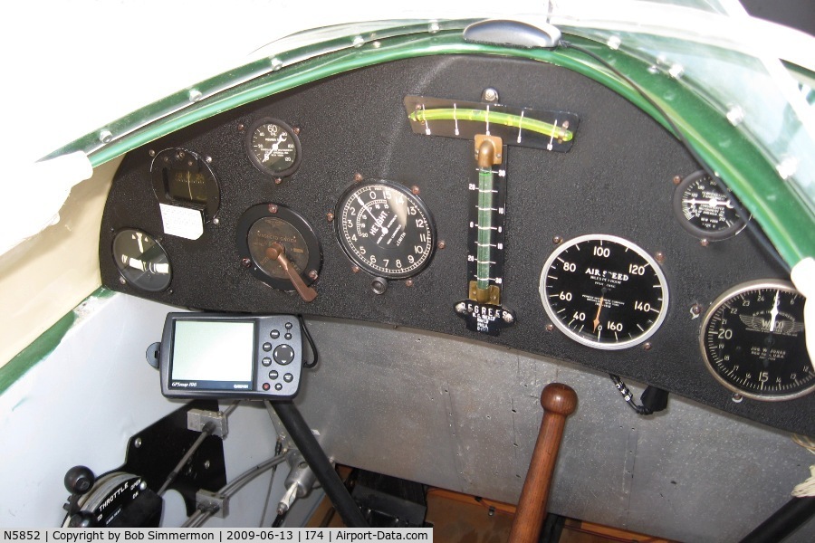 N5852, 1928 Waco GXE C/N 1586, Rear cockpit.  At the Urbana, Ohio breakfast fly-in.