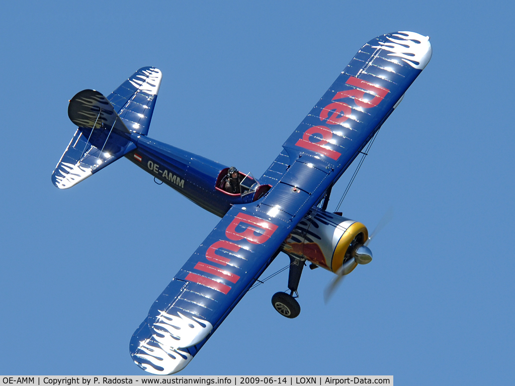 OE-AMM, 1943 Boeing E-75 (PT-13) Stearman C/N 75-5032, Performing a great flight display at LOXN - 