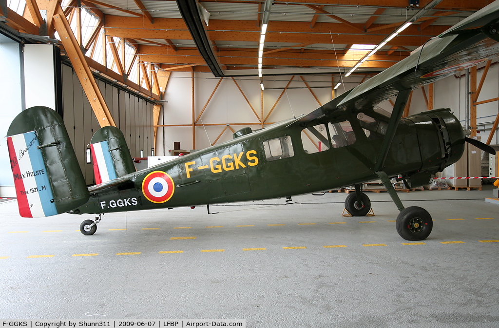 F-GGKS, Max Holste MH-1521M Broussard C/N 50, Displayed inside a hangar @ LFBP Open Day 2009