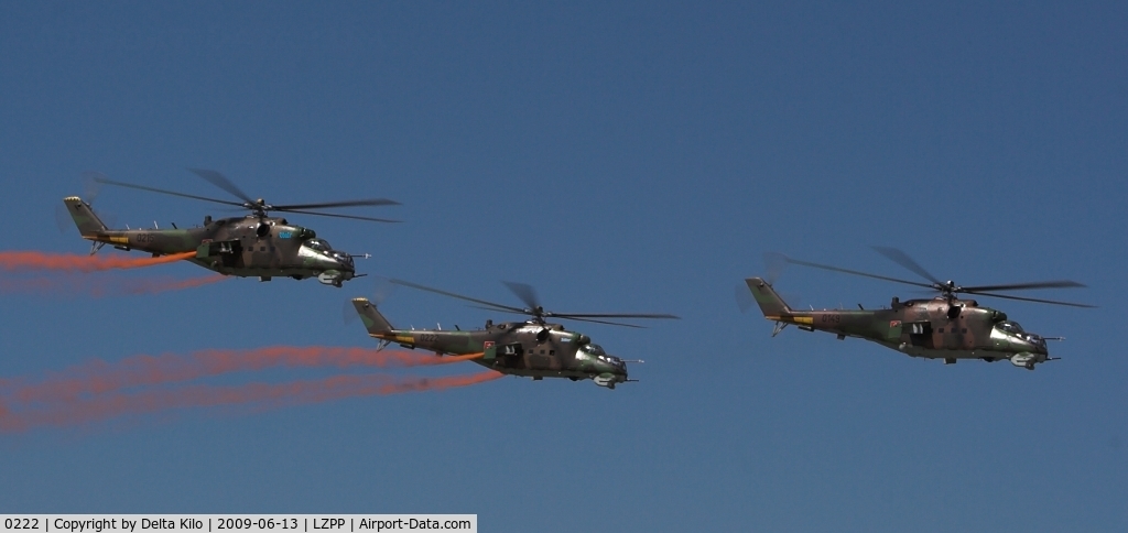 0222, Mil Mi-24D Hind D C/N 340222, Slovak Air Force   Mi-24D  Hind
