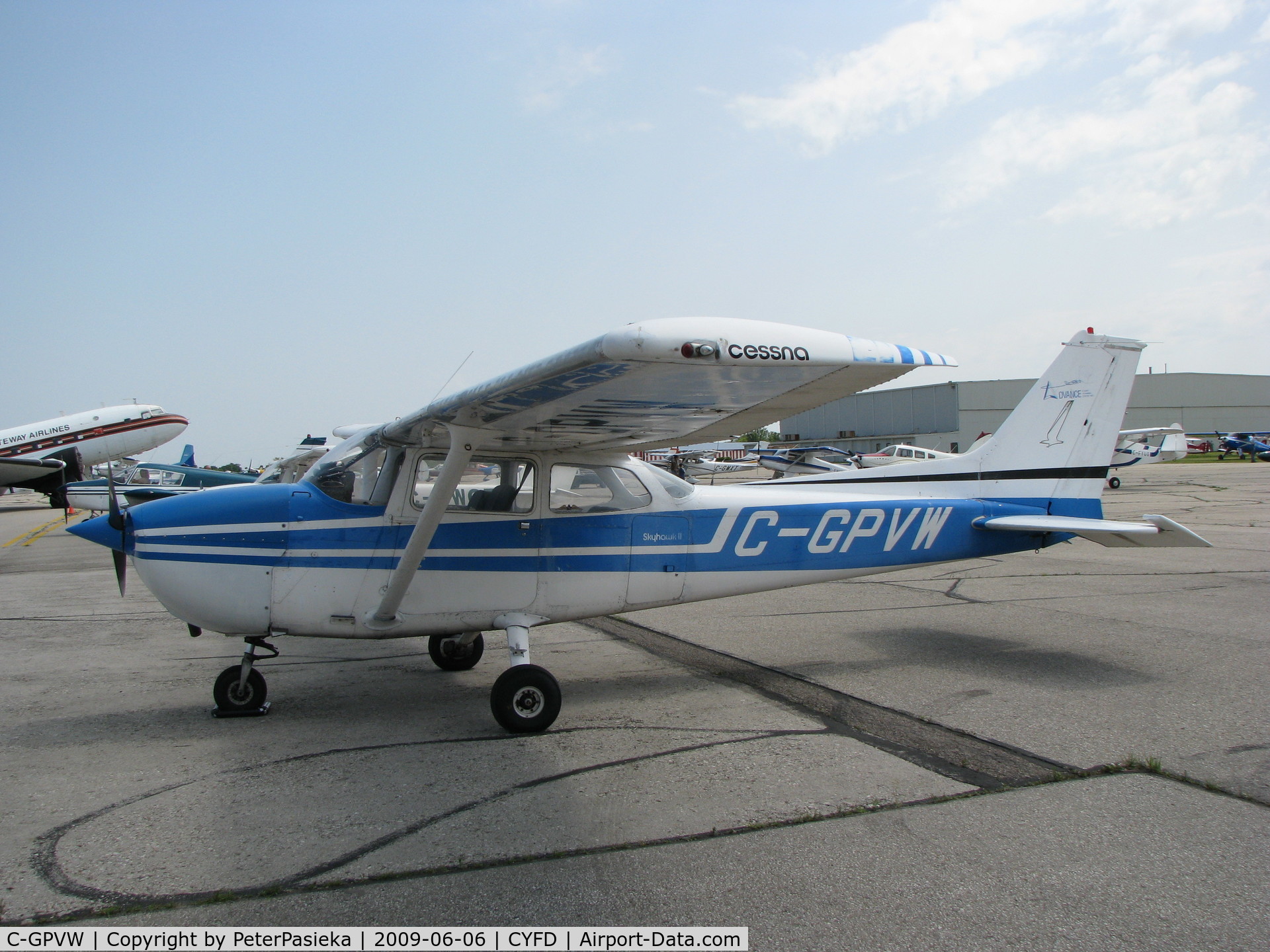 C-GPVW, 1976 Cessna 172M C/N 17267321, @ Brantford Airport