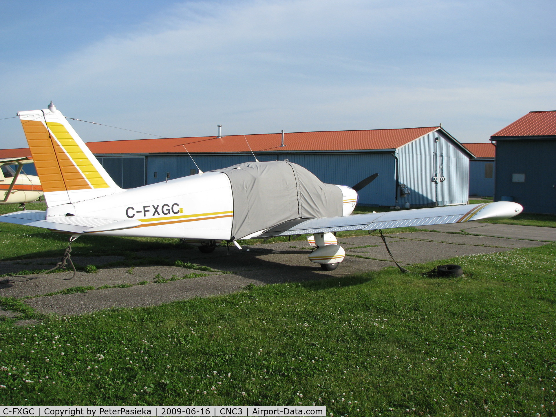 C-FXGC, 1967 Piper PA-28-140 C/N 28 22355, @ Brampton Airport