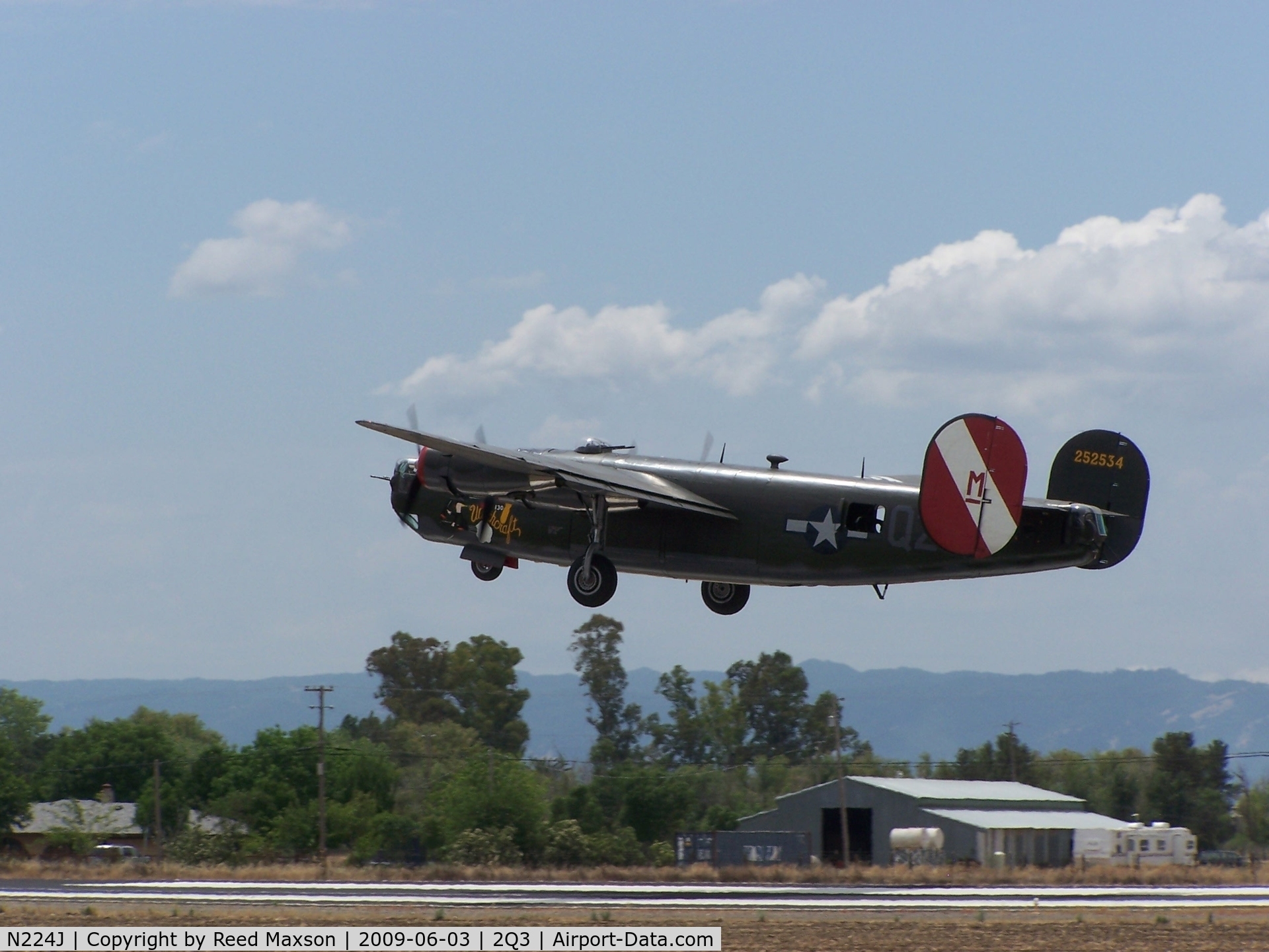 N224J, 1944 Consolidated B-24J-85-CF Liberator C/N 1347 (44-44052), Yolo County, CA, to Santa Rosa