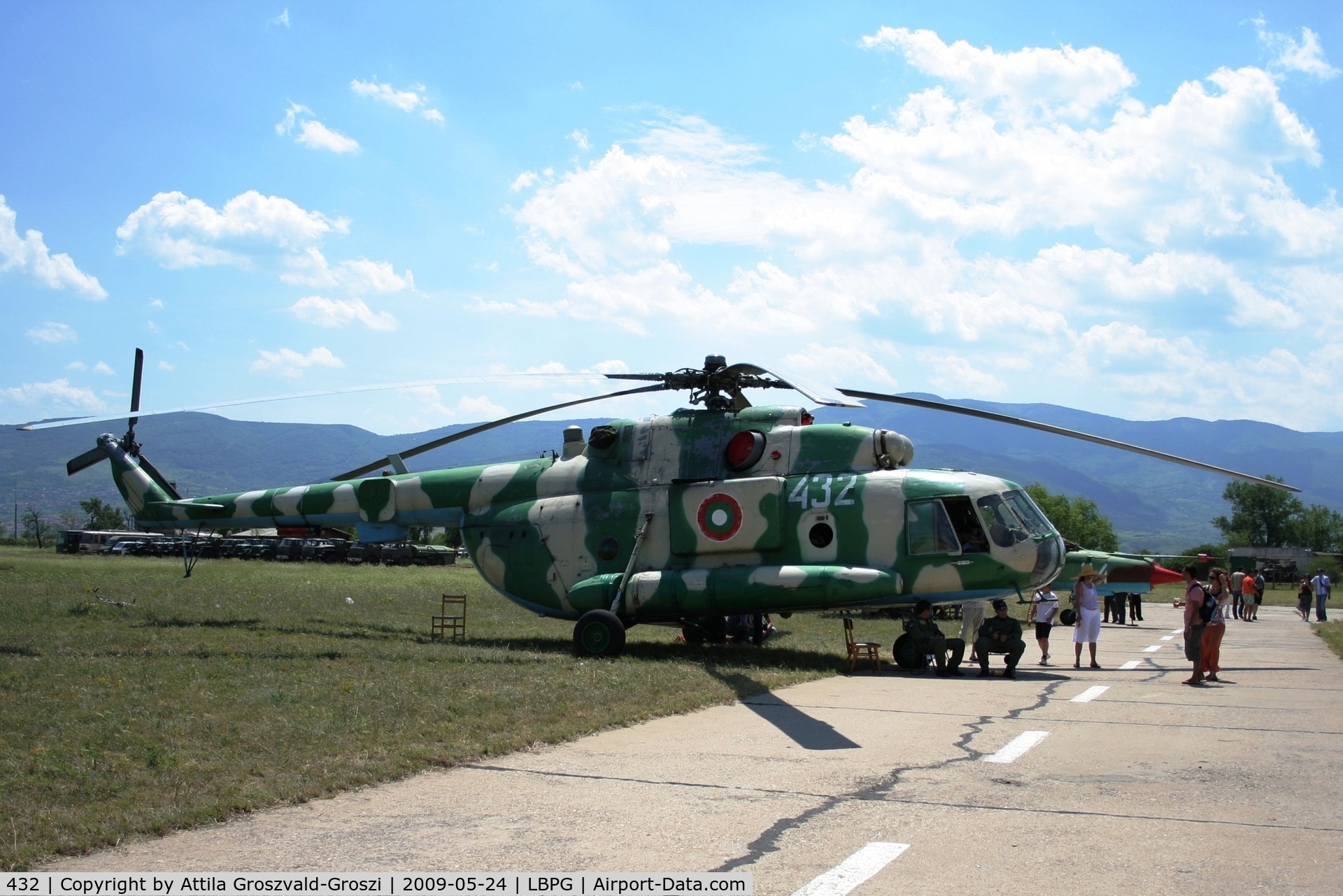 432, 1995 Mil Mi-17 Hip C/N 150P02, BIAF 09 Bulgaria Plovdiv (Krumovo) LBPG Graf Ignatievo Military Air Base