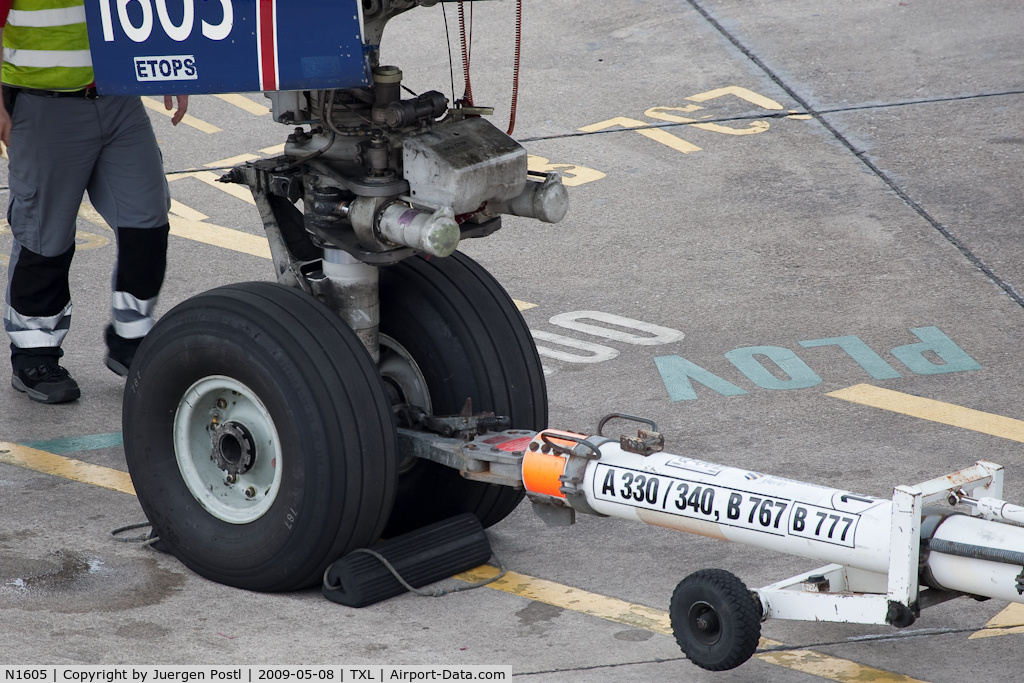 N1605, 1999 Boeing 767-332 C/N 30198, Boeing 767-332