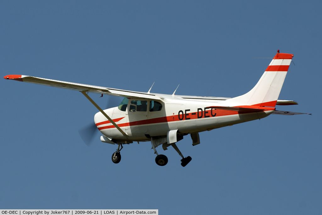OE-DEC, Cessna 210 C/N 57259, Private Cessna T210