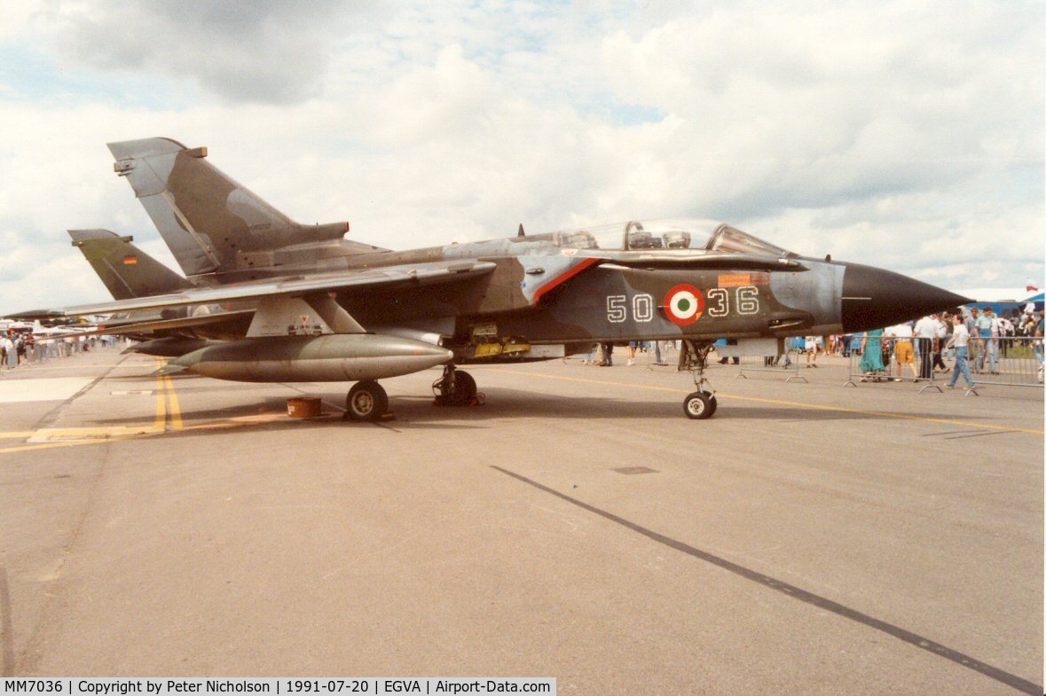 MM7036, Panavia Tornado IDS C/N 328/IS035/5045, Tornado IDS of 50 Stormo Italian Air Force at the 1991 Intnl Air Tattoo at RAF Fairford.