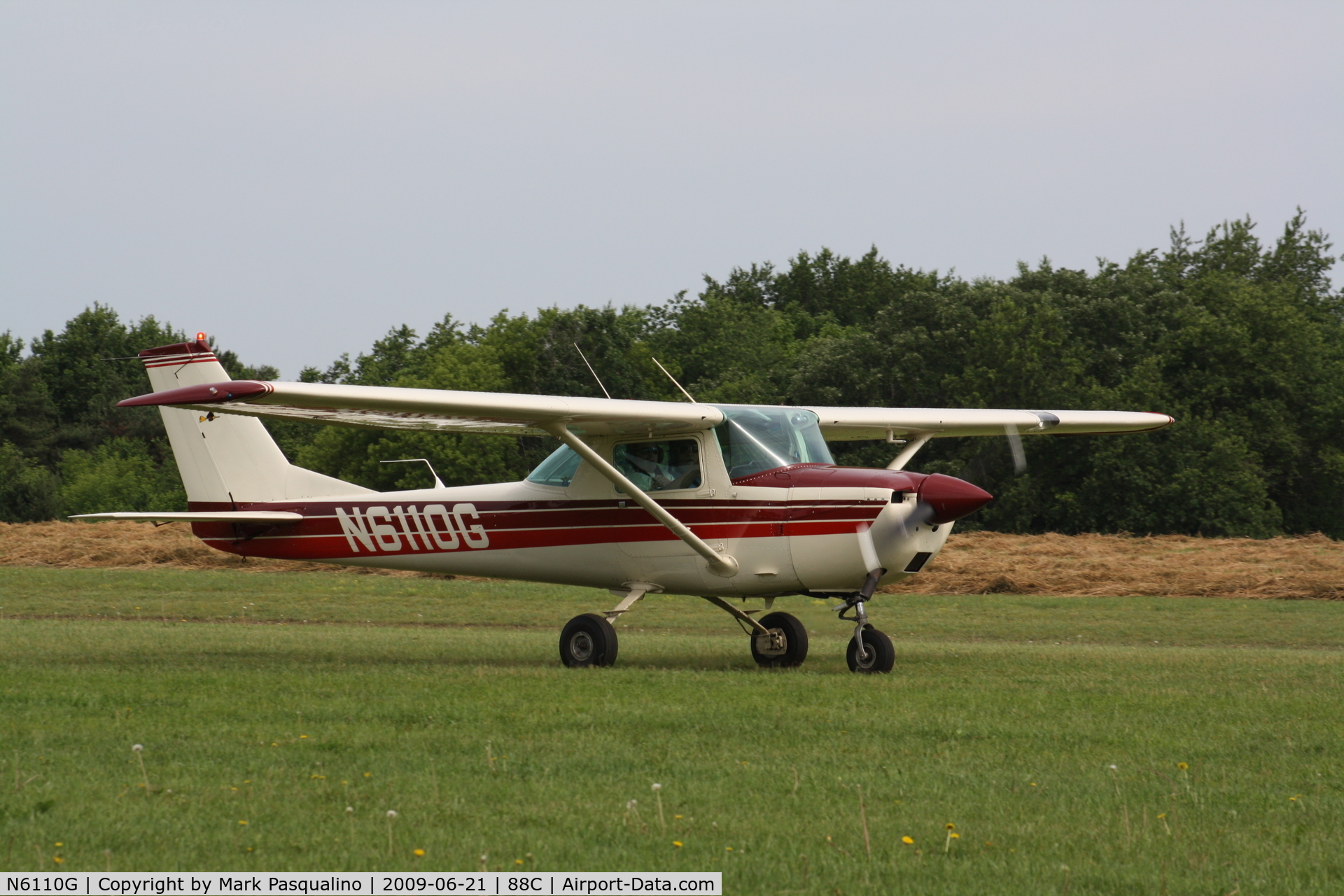 N6110G, 1969 Cessna 150K C/N 15071610, Cessna 150