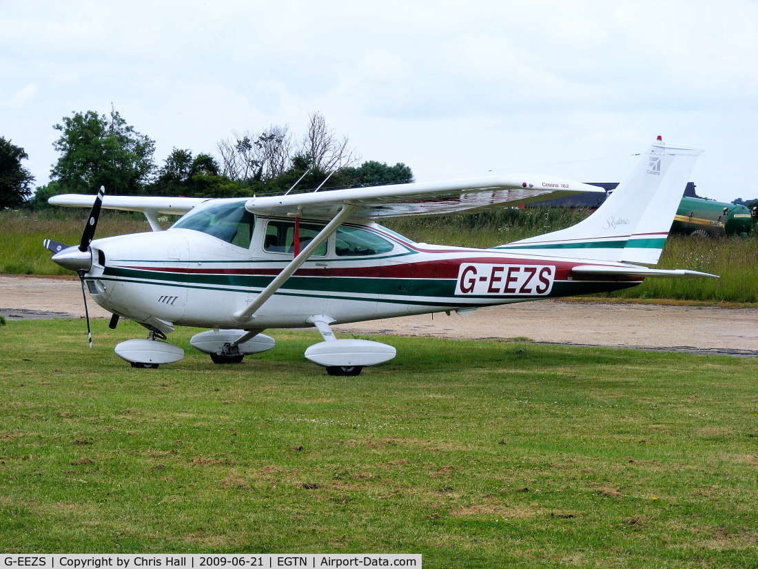 G-EEZS, 1972 Cessna 182P Skylane C/N 182-61338, at Enstone Airfield, Previous ID: D-EEZS