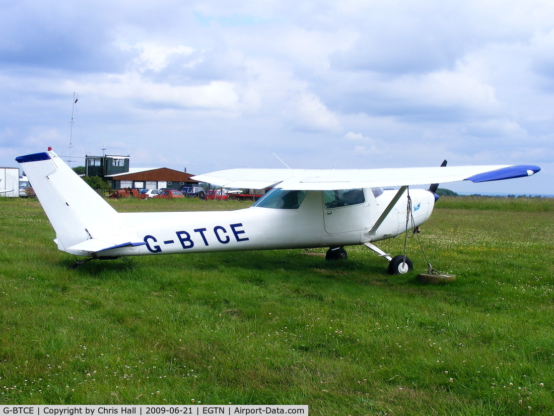 G-BTCE, 1978 Cessna 152 C/N 152-81376, at Enstone Airfield, Previous ID: N49876