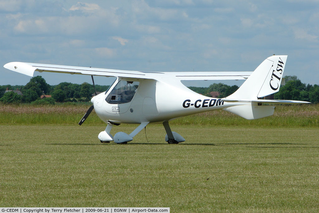 G-CEDM, 2006 Flight Design CTSW C/N 8214, CTSW at Wickenby on 2009 Wings and Wheel Show