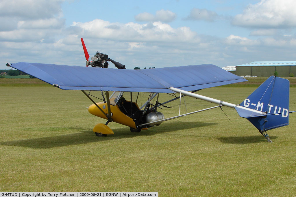 G-MTUD, 1988 Thruster TST MK1 C/N 8018-TST-052, Thruster Microlight at Wickenby on 2009 Wings and Wheel Show