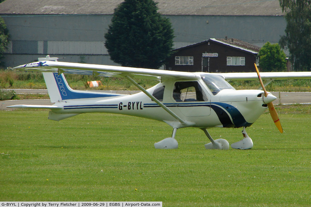 G-BYYL, 2000 Jabiru UL-450 C/N PFA 274A-13480, at Shobdon on the Day of the 2009 LAA Regional Strut Fly-in
