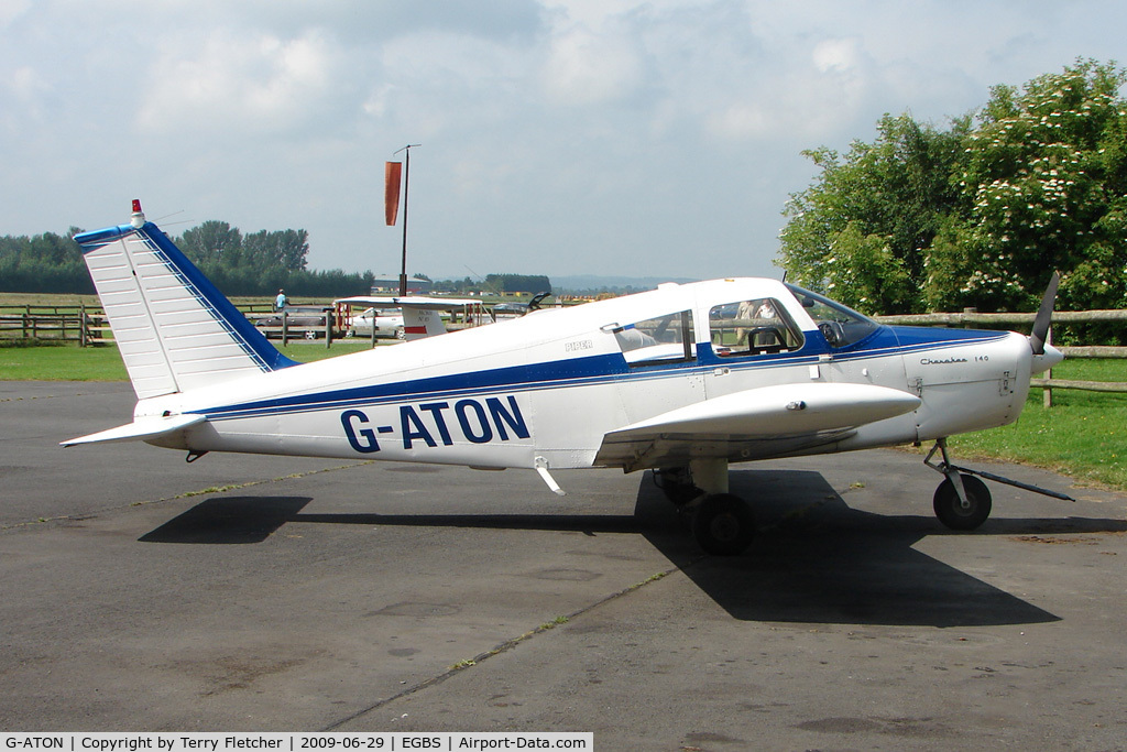 G-ATON, 1966 Piper PA-28-140 Cherokee C/N 28-21654, Piper at Shobdon on the Day of the 2009 LAA Regional Strut Fly-in